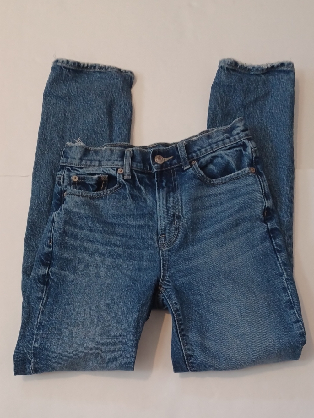 American Eagle Super High-Rise Straight Sz.00Short.Distressed.L.29". R.10".W.25"